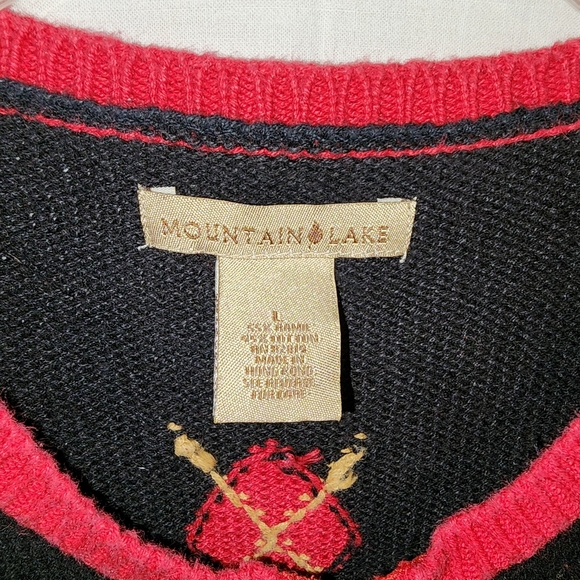 Mountain Lake Black and Red Argyle Vest - Picture 3 of 9